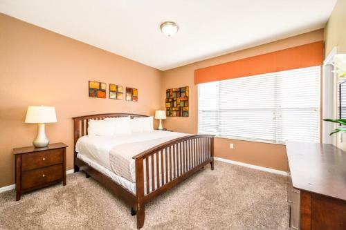 New Listing Beautiful Townhome - 4026