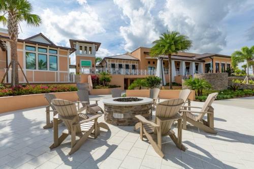 4 Bedrooms - 4,5 Bathrooms - Solara 8964 Ad