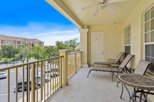 Apartamento 4804 Cayview Avenue 305