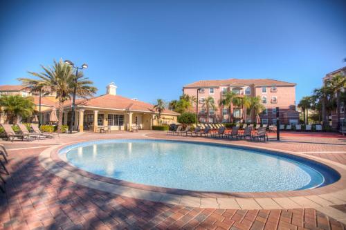 Apartamento 4804 Cayview Avenue 305