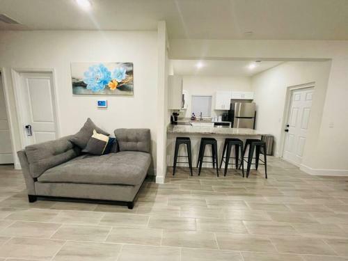 Villa 3bd/3bth Home Near Downtown Orlando
