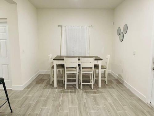 Villa 3bd/3bth Home Near Downtown Orlando