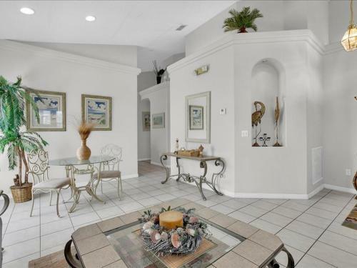 Poolside Villa- Minutes To Disney
