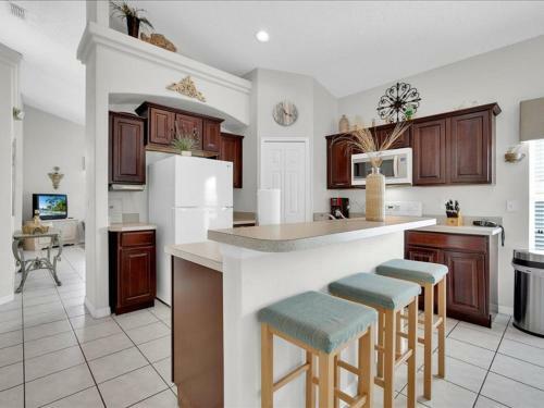 Poolside Villa- Minutes To Disney