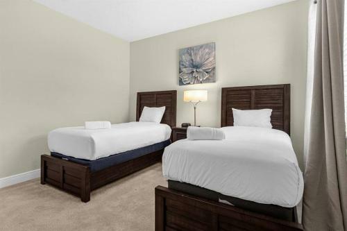 Multiple Family Home 23 Roomsfree Pool/spa