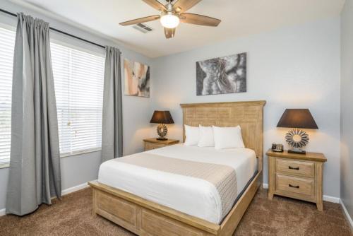 Beautiful 3 Bedroom Townhome - 4027