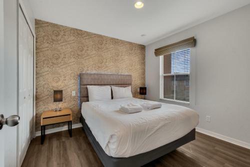 Water Park Resort 4bd Modern W Private Jacuzzi
