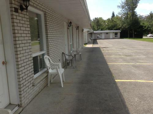Motel Bonsoir