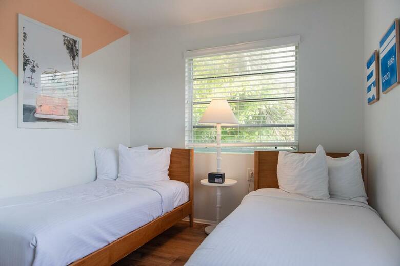 Hotel Sea Spray Inn