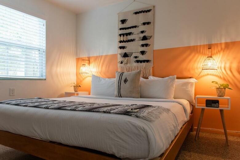 Hotel Sea Spray Inn