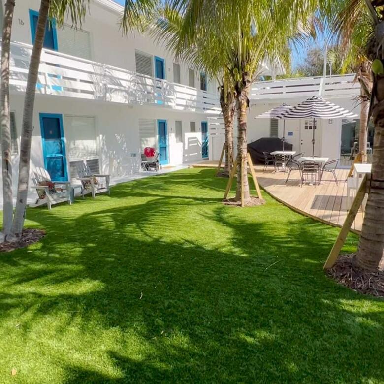 Hotel Sea Spray Inn