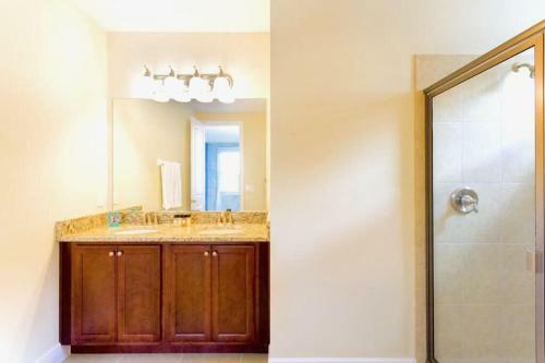 7601 Villa- Private Pool -spa- Game Room- Luxury Themed