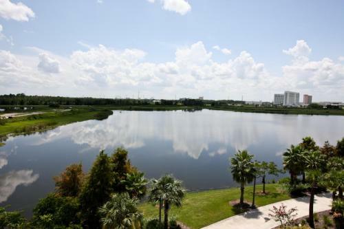 It735 - Vista Cay Resort - 3 Bed 2 Baths Condo