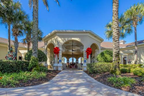 Windsor Dream - 6 Bedroom Resort Pool Home