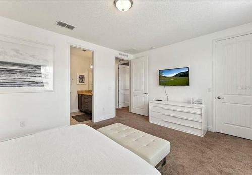 371 P Luxury Villa- New Listing