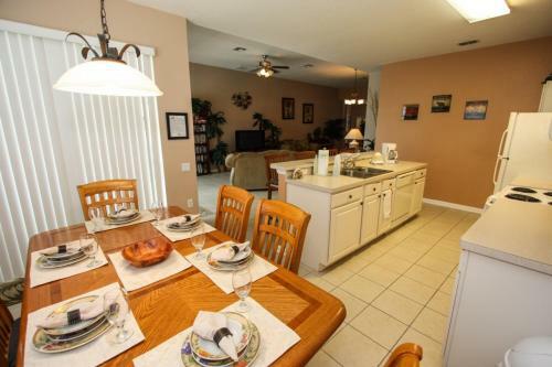 It1464 - Windsor Hills Resort - 4 Bed 4 Baths Villa