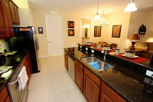 It2437 - Vista Cay Resort - 3 Bed 3 Baths Condo