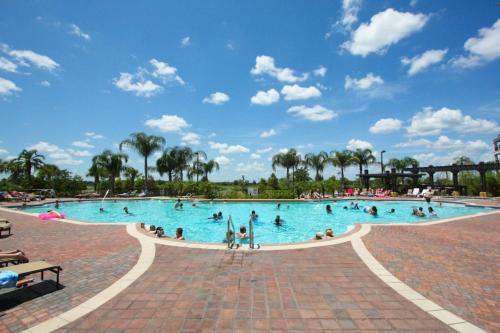 It362 - Vista Cay Resort - 3 Bed 2 Baths Condo