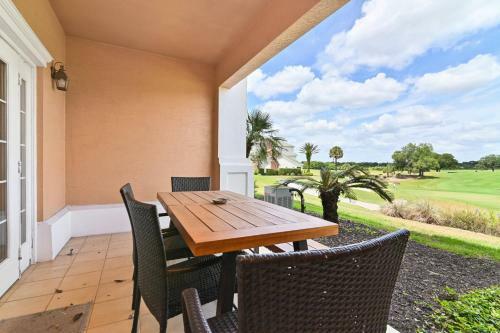 7673 - Beautiful 3 Bedroom Apartment