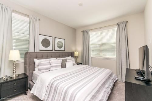 Solara Resort - 9 Bed 6 Baths Villa 2