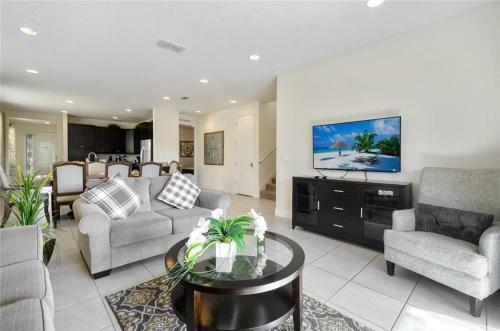 7594 Oasis Villa- Perfect Getaway For Large Groups