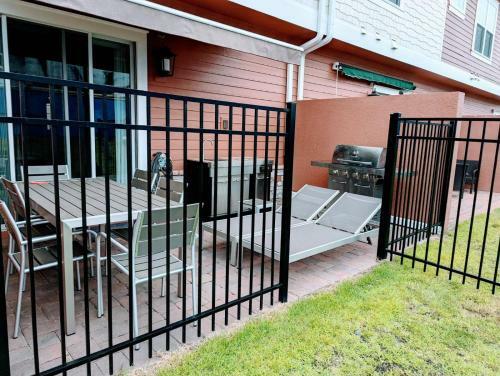Gorgeous New 4 Beds Dream Villa 5 Min To Disney