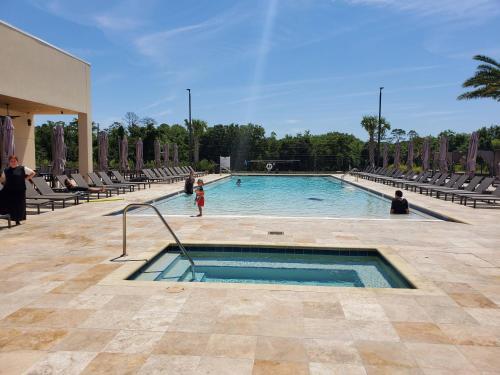 Magic Village Modern 4 Suites 8guests 6 Min Disney