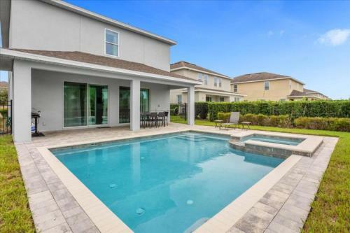 5 Bedrooms- 5 Bathrooms- Encore Resort 7712 Fd