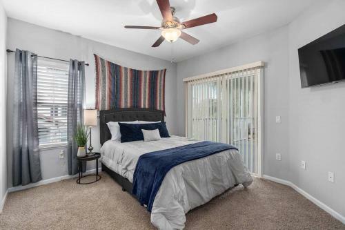 Apartamento Orlando Oasis: Modern 4bd Balcony+lake View+pool