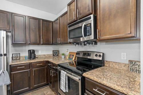 Apartamento Orlando Oasis: Modern 4bd Balcony+lake View+pool