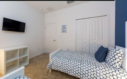 2684 - Beautiful Home With Pool Close To Disney