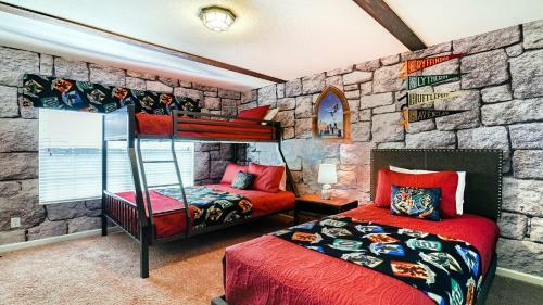 Home With Pool-spa Game Room 2621