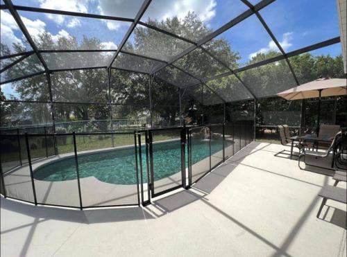 2556 - Luxury Home With Private Pool 6 Bedrooms