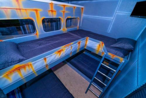 8br Mansion: Packed With Fun And Comfort For All