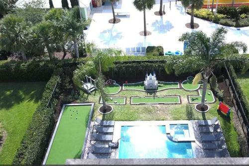 8br Mansion: Packed With Fun And Comfort For All