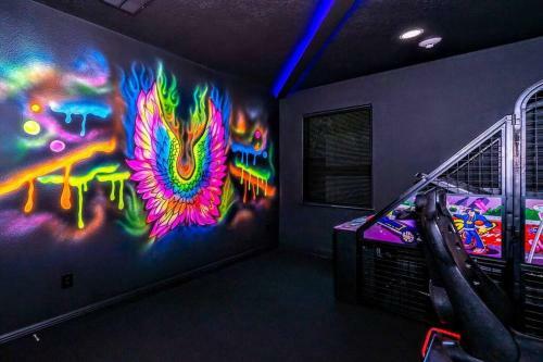 8br Mansion: Packed With Fun And Comfort For All
