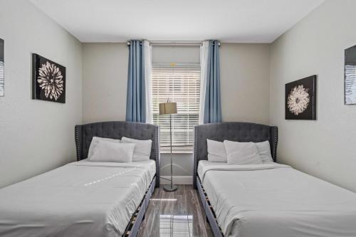 Apartamento 4816 Cayview Avenue 303