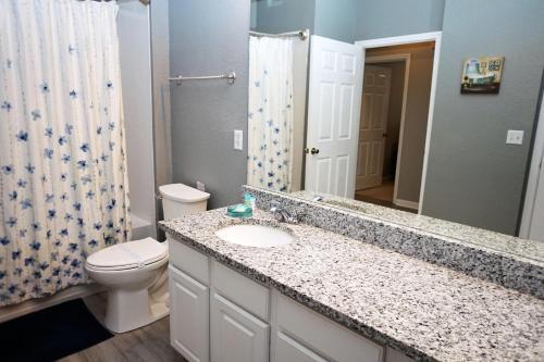 Wh205b 3 Br Windsor Hills Condo!
