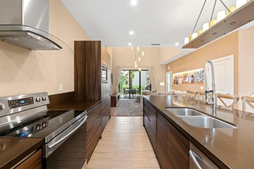 Magic Village 4 Suites W Jacuzzi 3131