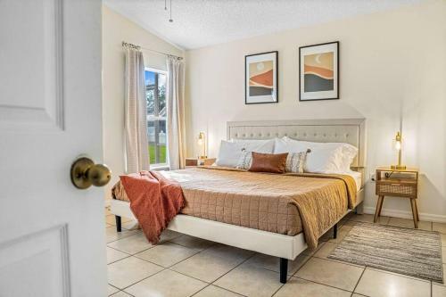 Splash Retreat:near Disney Parks