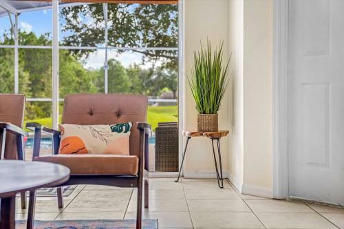 Splash Retreat:near Disney Parks