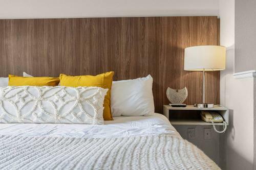 Apartamento Stylish Resort Studio Near Parks