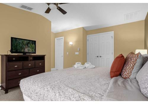 Luxury Townhome - 5 Minutes From Disney