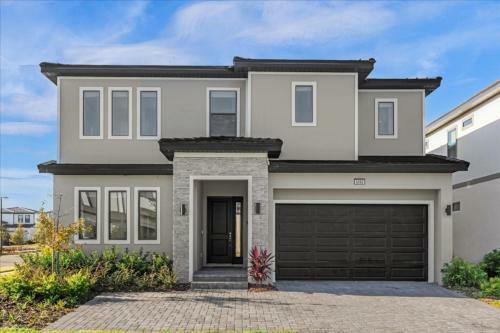 10 Bedroom- 9 Bathroom- Paradiso Grande 6080hs