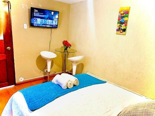 Miraflores Center Private Room/ Shared Bathroom