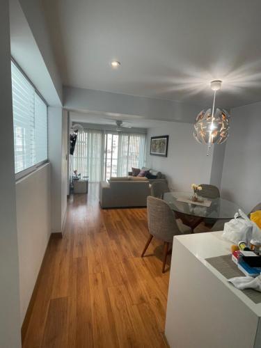 Apartamento En Pueblo Libre - Lima
