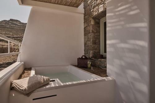 Yi Hotel Mykonos
