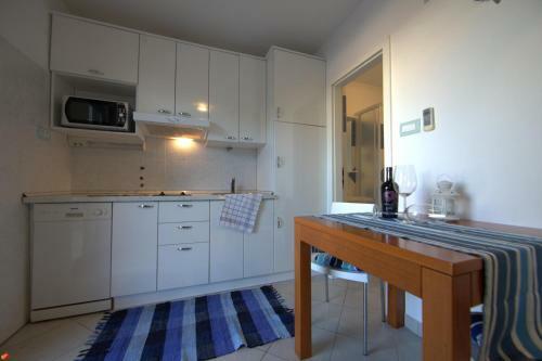 The Sea House Apartments