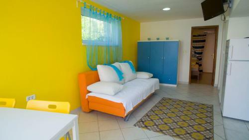 The Sea House Apartments