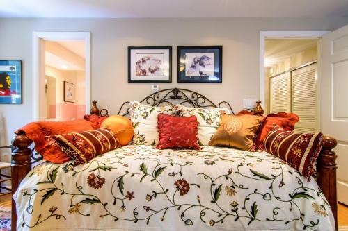 Seldom Scene Meadow Bed & Breakfast